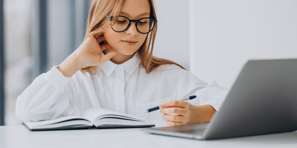 Консультант з освіти за кордоном